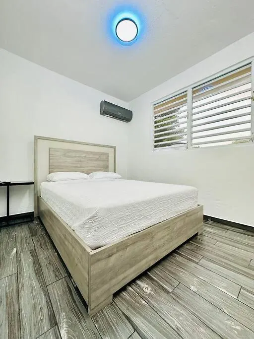 Pasavento - Family Modern Suite Aguadilla 0*,  Portoriko
